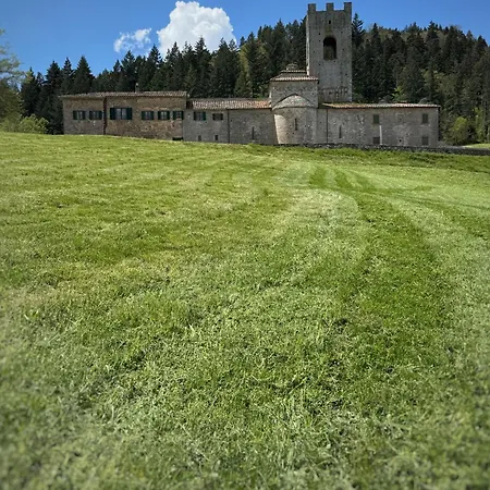 Badia A Coltibuono Wine Country house *